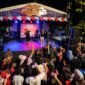 Warga mengikuti malam puncak HUT ke-81 RI di Jalan Prabu Siliwangi, RT 02/RW 17, Kelurahan Uwung Jaya, Kecamatan Cibodas, Kota Tangerang, Minggu (31/8/2026) (foto/Dok. Pribadi)