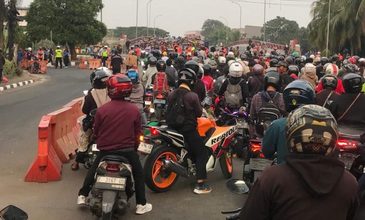 Terjadi kemacetan di ruas jalan dampak gelaran Tangerang 10K 2026 (foto/@captainakasia)