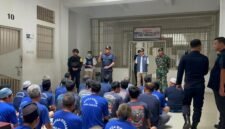 Pemeriksaan di Lapas Cianjur (Foto: istimewa)

Baca artikel detikjabar, "Lapas Cianjur Disisir, Petugas Temukan Benda Terlarang" selengkapnya https://www.detik.com/jabar/hukum-dan-kriminal/d-8677702/lapas-cianjur-disisir-petugas-temukan-benda-terlarang.

Download Apps Detikcom Sekarang https://apps.detik.com/detik/