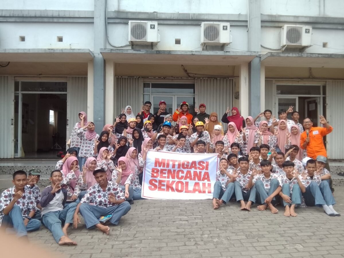 PKBM Binar menggelar mitigasi bencana gempa bumi (doc. Ist/pb)