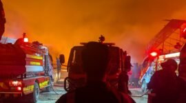 Kebakaran Terjadi di Jalan Raya Legok (Foto: Istimewa)