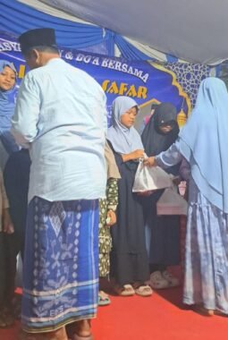 Syukuran Berangkatkan Orang Tua Umroh, Direktur PT Cahaya Putri Teknik Siap Tingkatkan Kualitas Pekerja