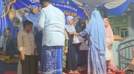 Direktur PT Cahaya Putri Teknik Syukuran Berangkatkan Orang Tua (Foto: Istimewa)